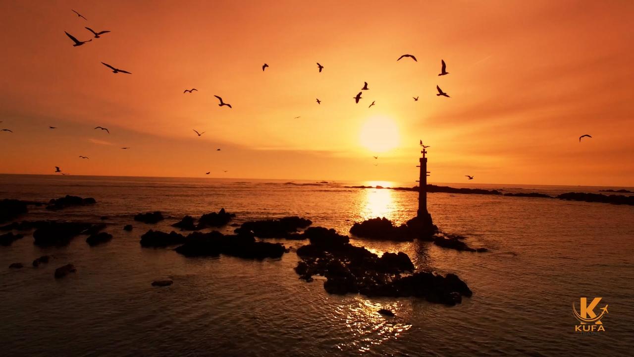 Thumbnail for Nature Perfection Ocean Waves Chill Out 30 min